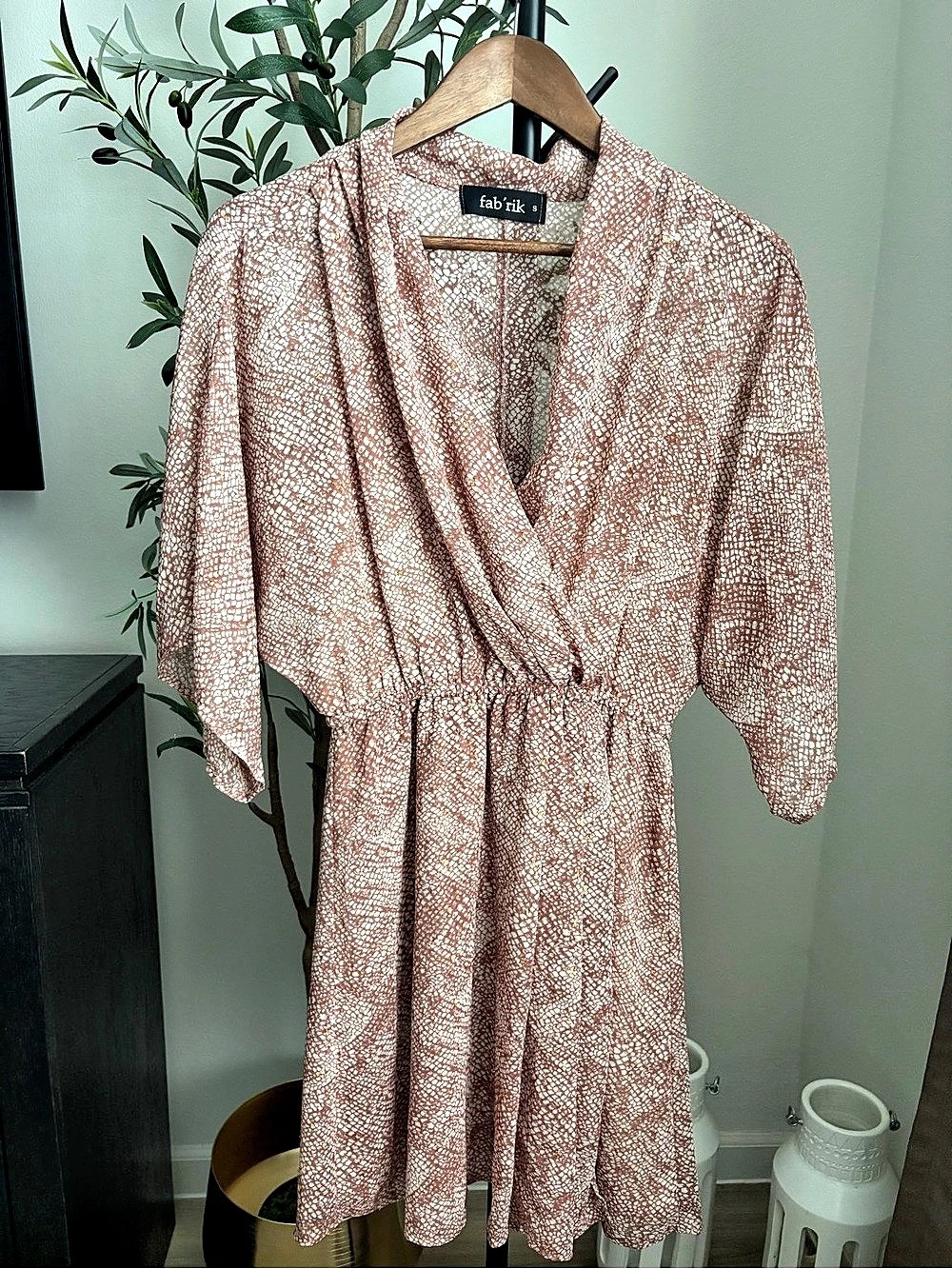 fab'rik Midi Dress in Pink & White Size Small Like New